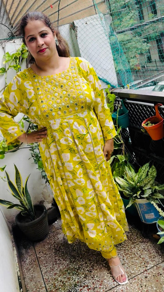 Bright Yellow Frock-Style Suit (3-Piece Set)
