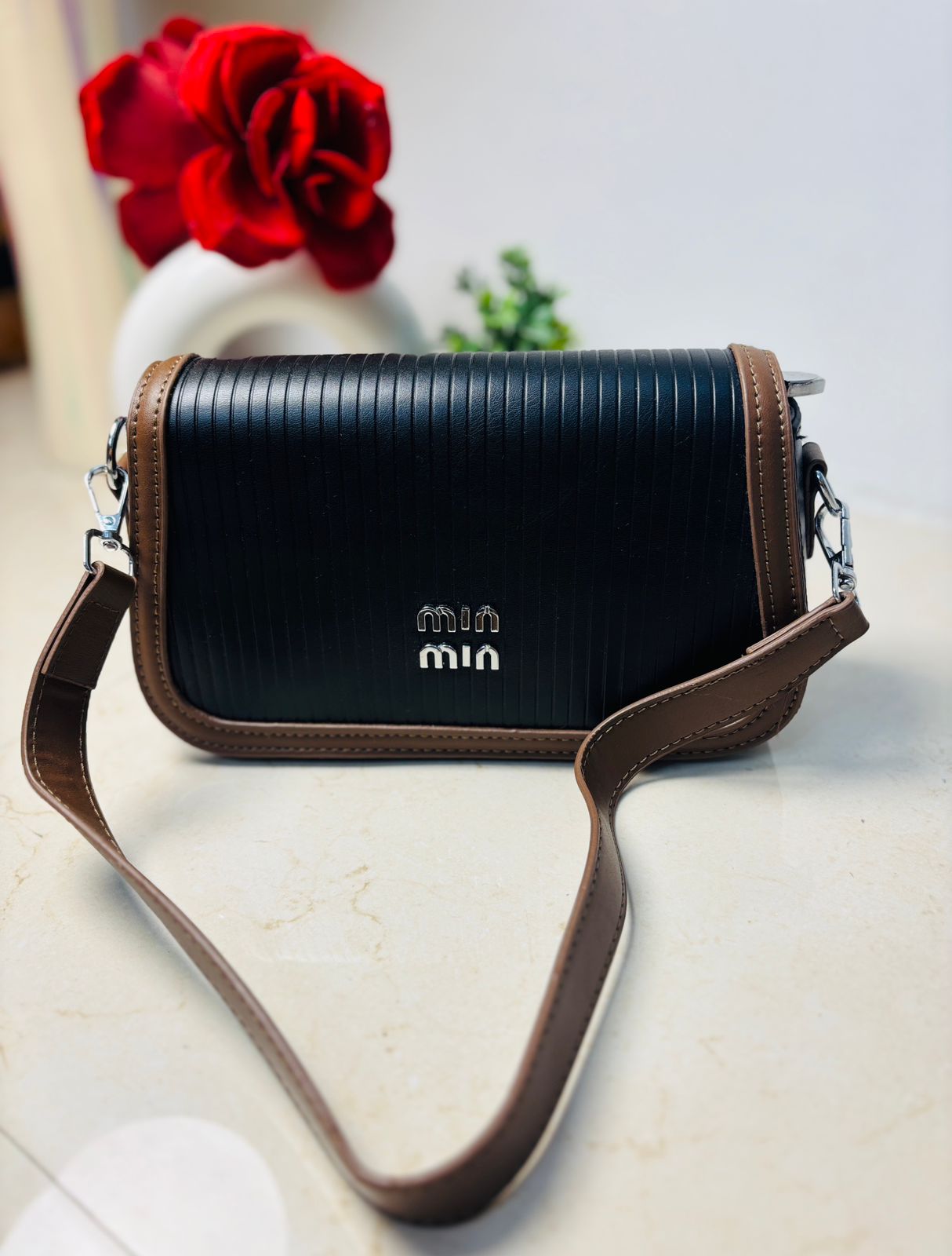 MinMin Elegance Sling